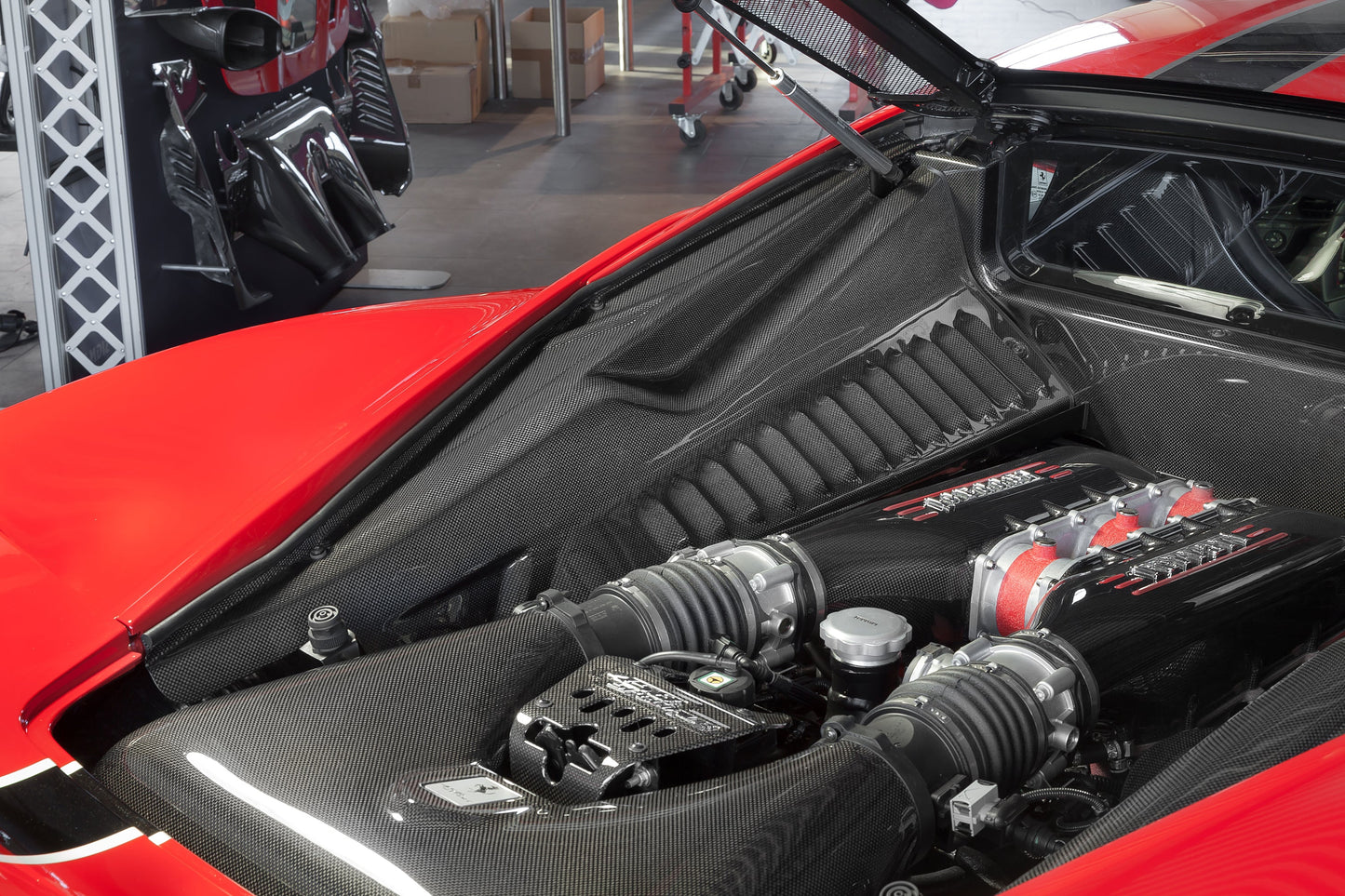 Ferrari 458 Speciale - Carbon Fiber Lock Cover