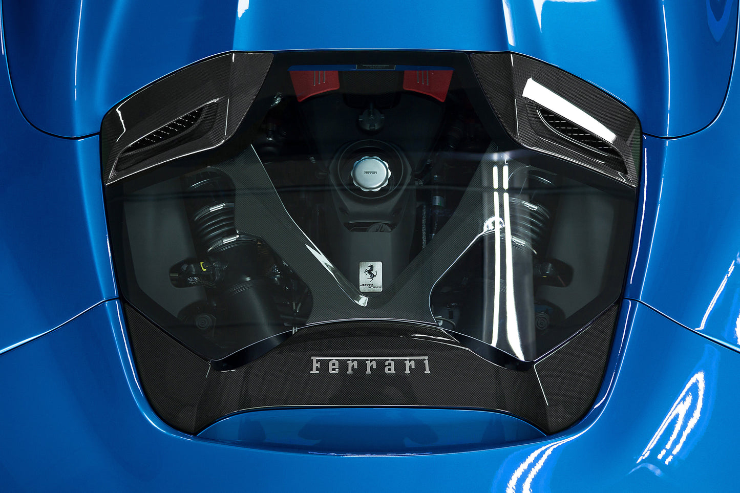 Ferrari 488 GTS/Pista - Carbon Fiber + Glass Bonnet
