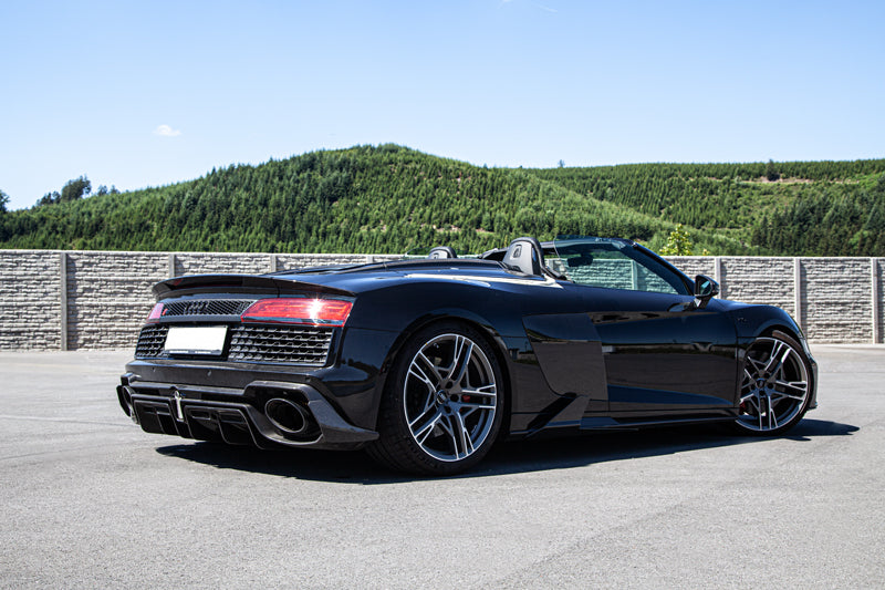 Audi R8 (Gen2) Facelift - Carbon Fiber Rear Diffuser